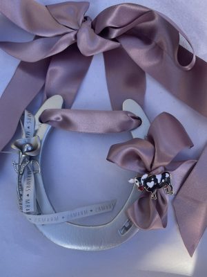 Cows gifts with Good Luck horse shoe for occasions