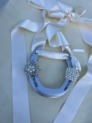 Wedding horse shoes, irish wedding traditions
